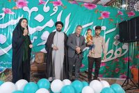 نمود غدیر در جامعه کنونی ما، حرکت در مسیر ولایت و رهبری است