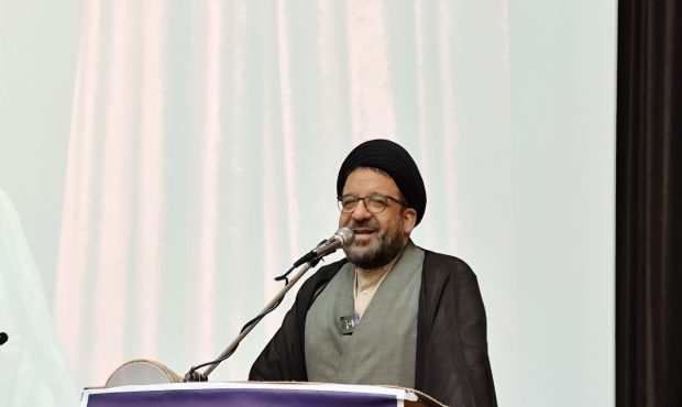 هنرمندان جنوب کرمانی نیازمند حمایت دولت و وزارت فرهنگ و ارشاد اسلامی هستند هنرمندان جنوب کرمانی نیازمند حمایت دولت و وزارت فرهنگ و ارشاد اسلامی هستند