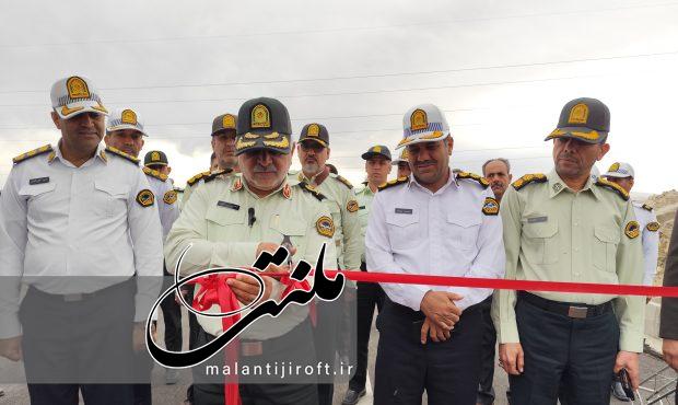 گزارش تصویری آیین افتتاح اولین آموزشگاه رانندگی پایه یک جنوب کرمان گزارش تصویری آیین افتتاح اولین آموزشگاه رانندگی پایه یک جنوب کرمان