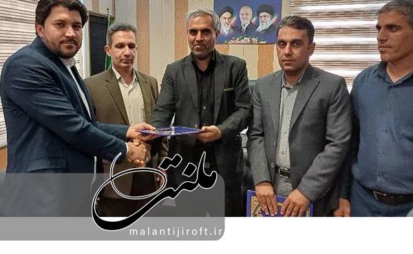 با حکم مدیرکل راه وشهر سازی جنوب کرمان انجام شد: ابوذر تاجیک رئیس اداره راه و شهرسازی قلعه گنج شد با حکم مدیرکل راه وشهر سازی جنوب کرمان انجام شد: ابوذر تاجیک رئیس اداره راه و شهرسازی قلعه گنج شد