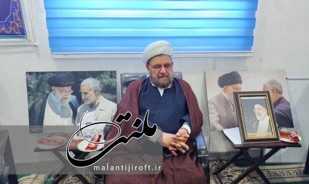 مسجد پویا مانع ترویج سبک زندگی غیر اسلامی و فرقههای انحرافی است مسجد پویا مانع ترویج سبک زندگی غیر اسلامی و فرقههای انحرافی است