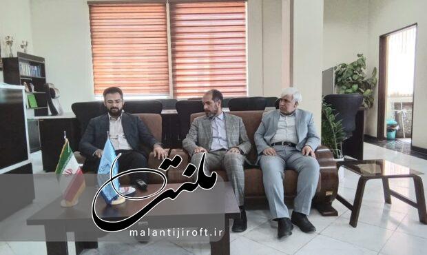 هیچگونه تفاوتی در سهمیه بندی و توزیع بنزین بین جیرفت و سایر شهرها قابل قبول نیست هیچگونه تفاوتی در سهمیه بندی و توزیع بنزین بین جیرفت و سایر شهرها قابل قبول نیست