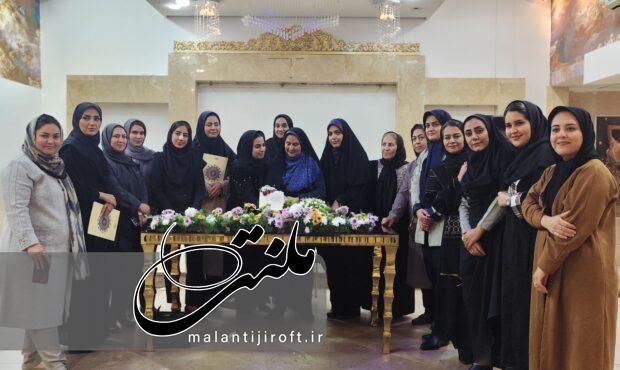 ضیافت فرماندار جیرفت برای بانوان خبرنگار و شاغل در فرمانداری ضیافت فرماندار جیرفت برای بانوان خبرنگار و شاغل در فرمانداری